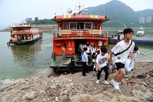 官方：傅明执法上海德比海港vs申花，杜健鑫执法蓉城vs泰山